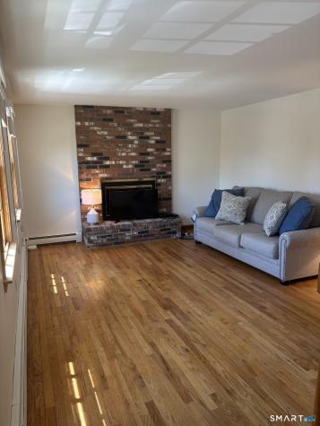 42 Ten Coat Lane Shelton CT 06484