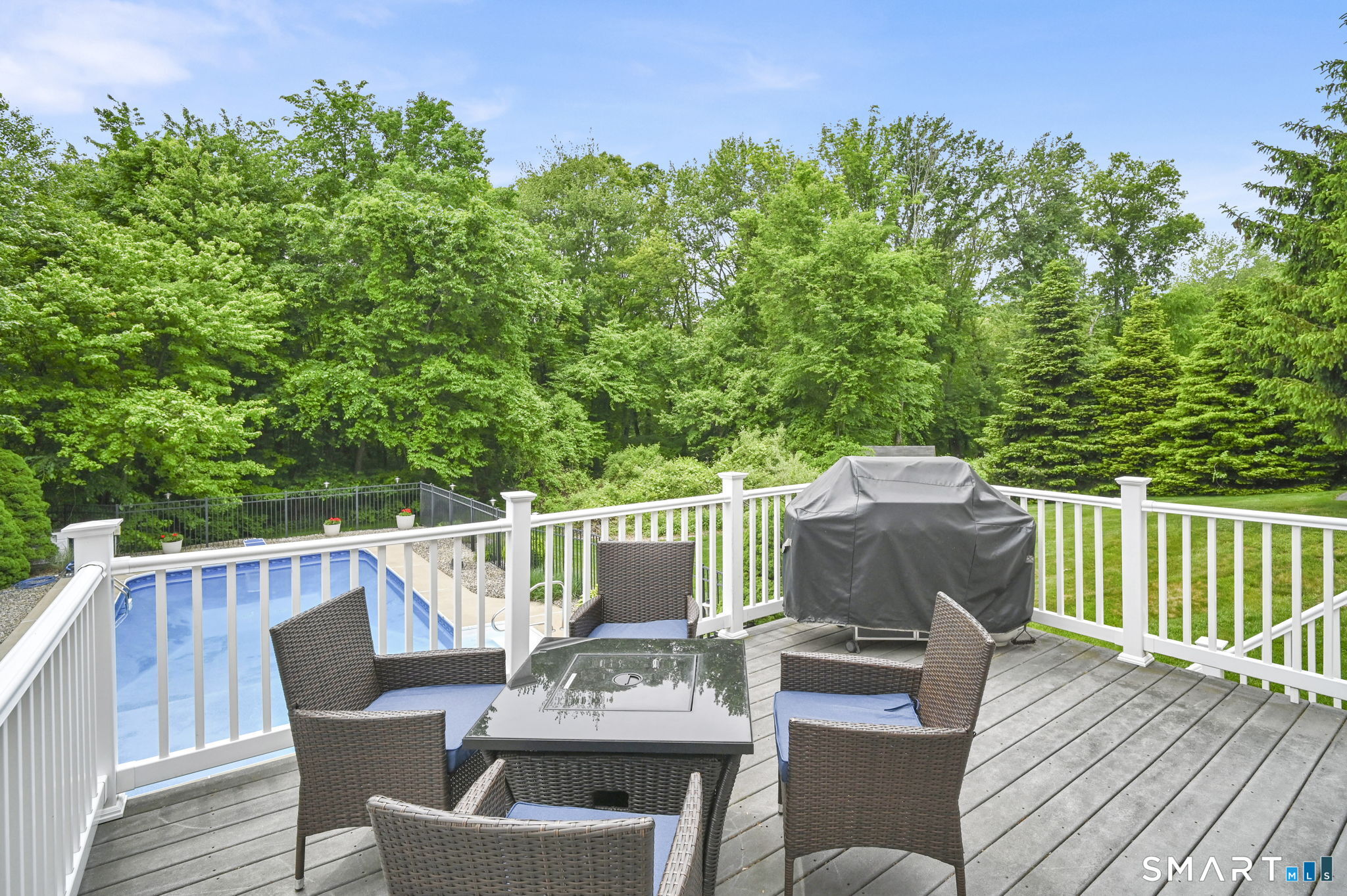 52 Sweet Meadow Drive South Windsor CT 06074