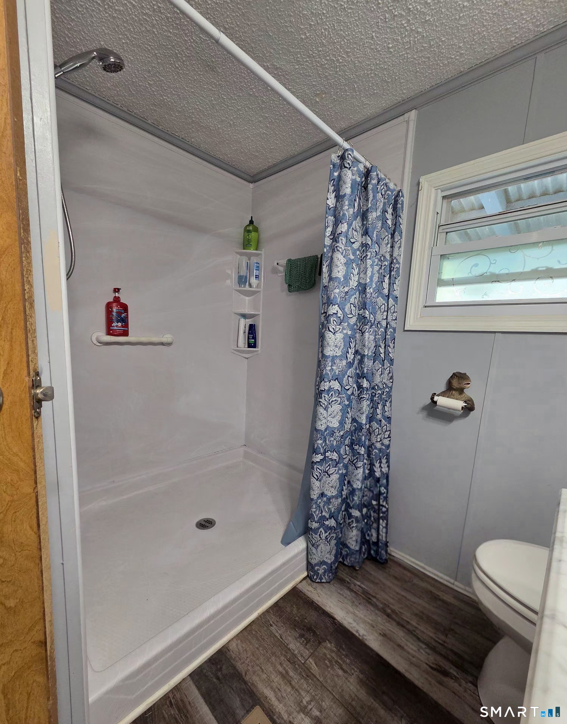 81 Woodland Park Shelton CT 06484