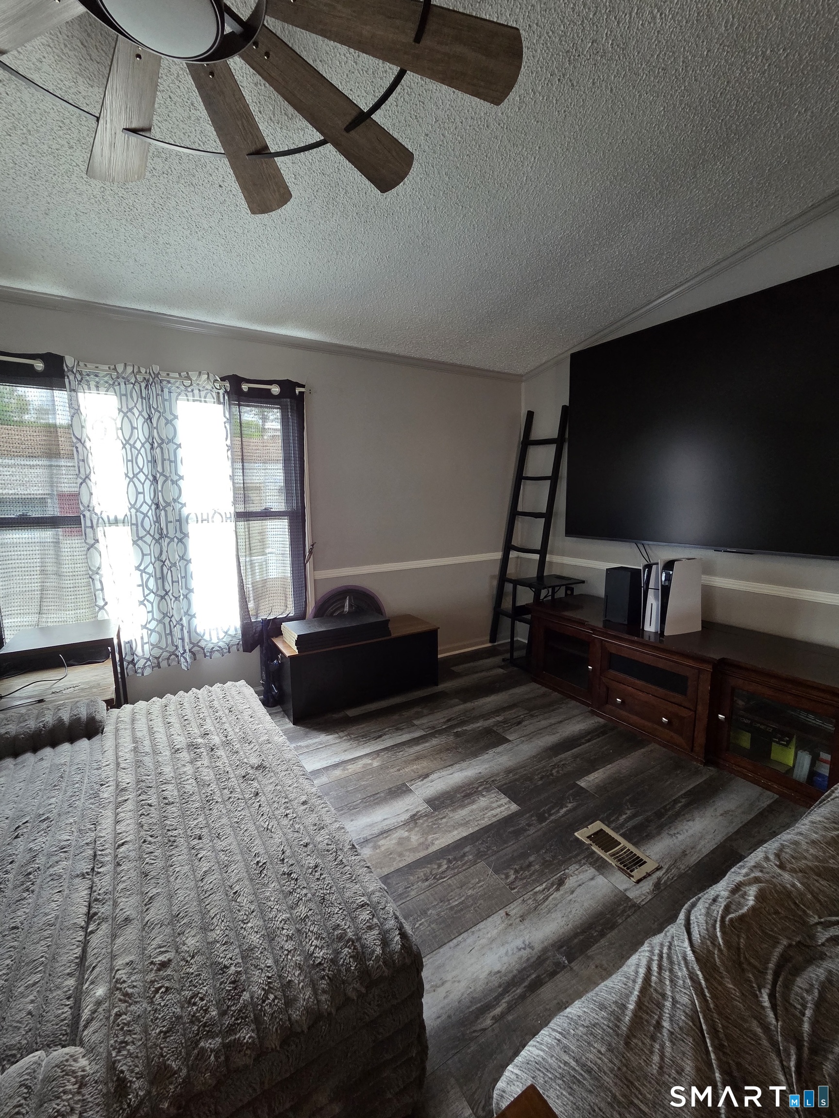 81 Woodland Park Shelton CT 06484