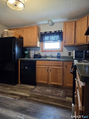 81 Woodland Park Shelton CT 06484