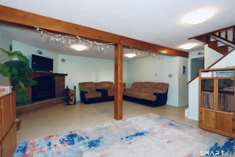 6 Hillside Court Brookfield CT 06804