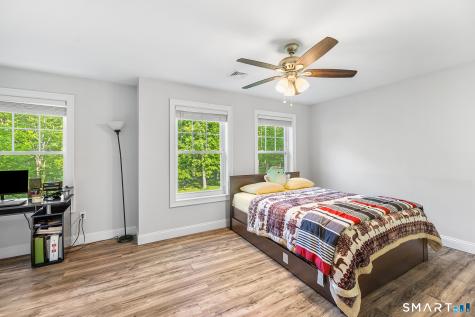 25 Spring Rock Road East Lyme CT 06333