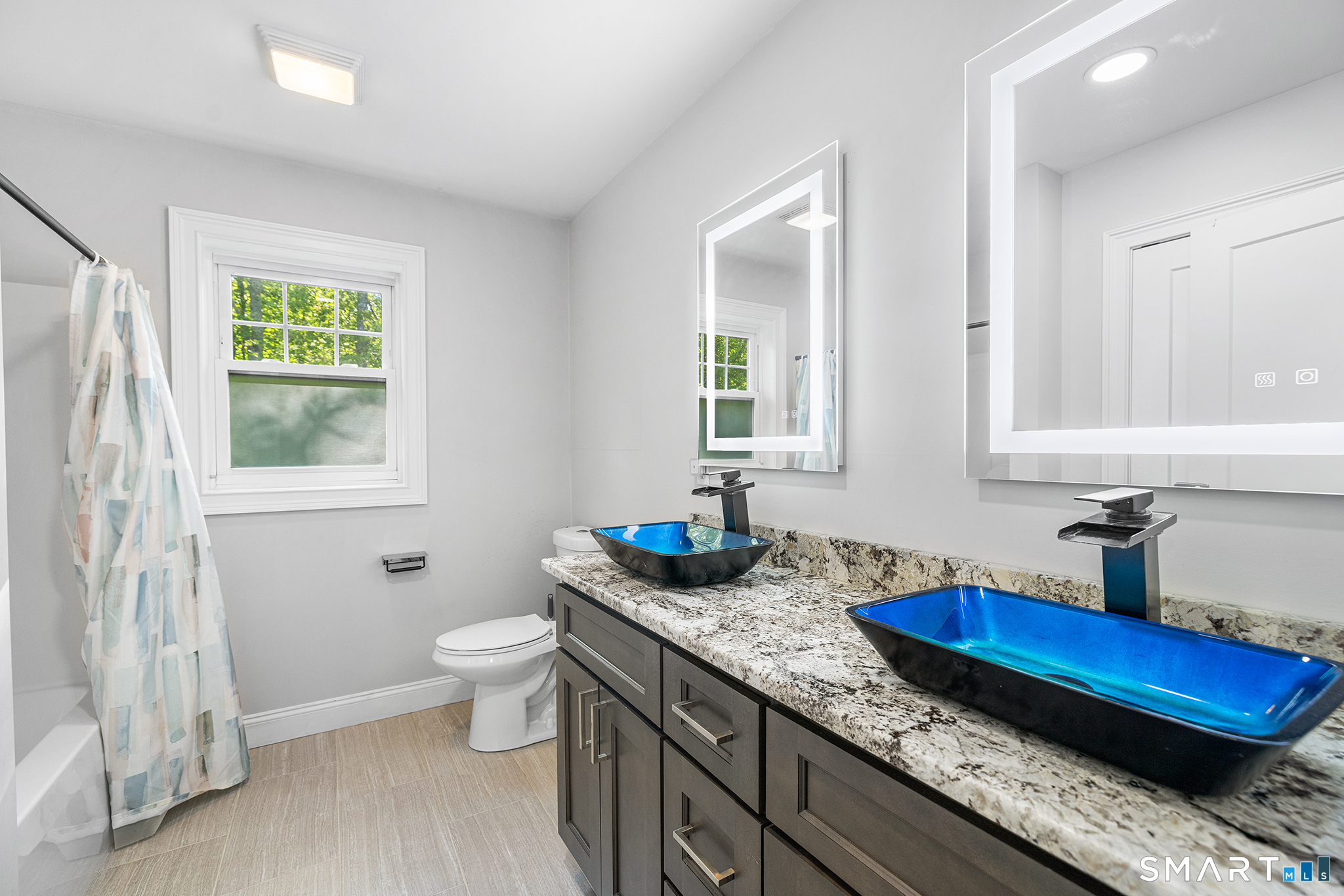 25 Spring Rock Road East Lyme CT 06333