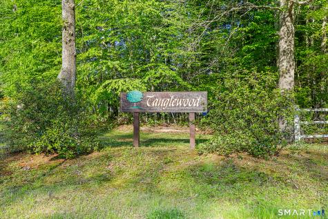 25 Spring Rock Road East Lyme CT 06333