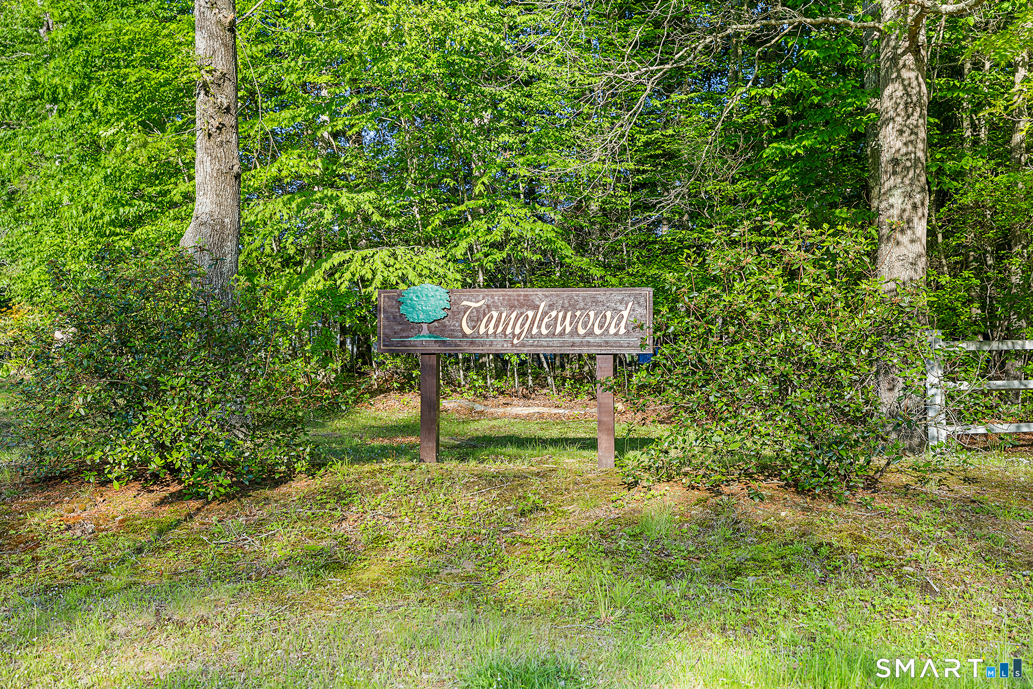 25 Spring Rock Road East Lyme CT 06333