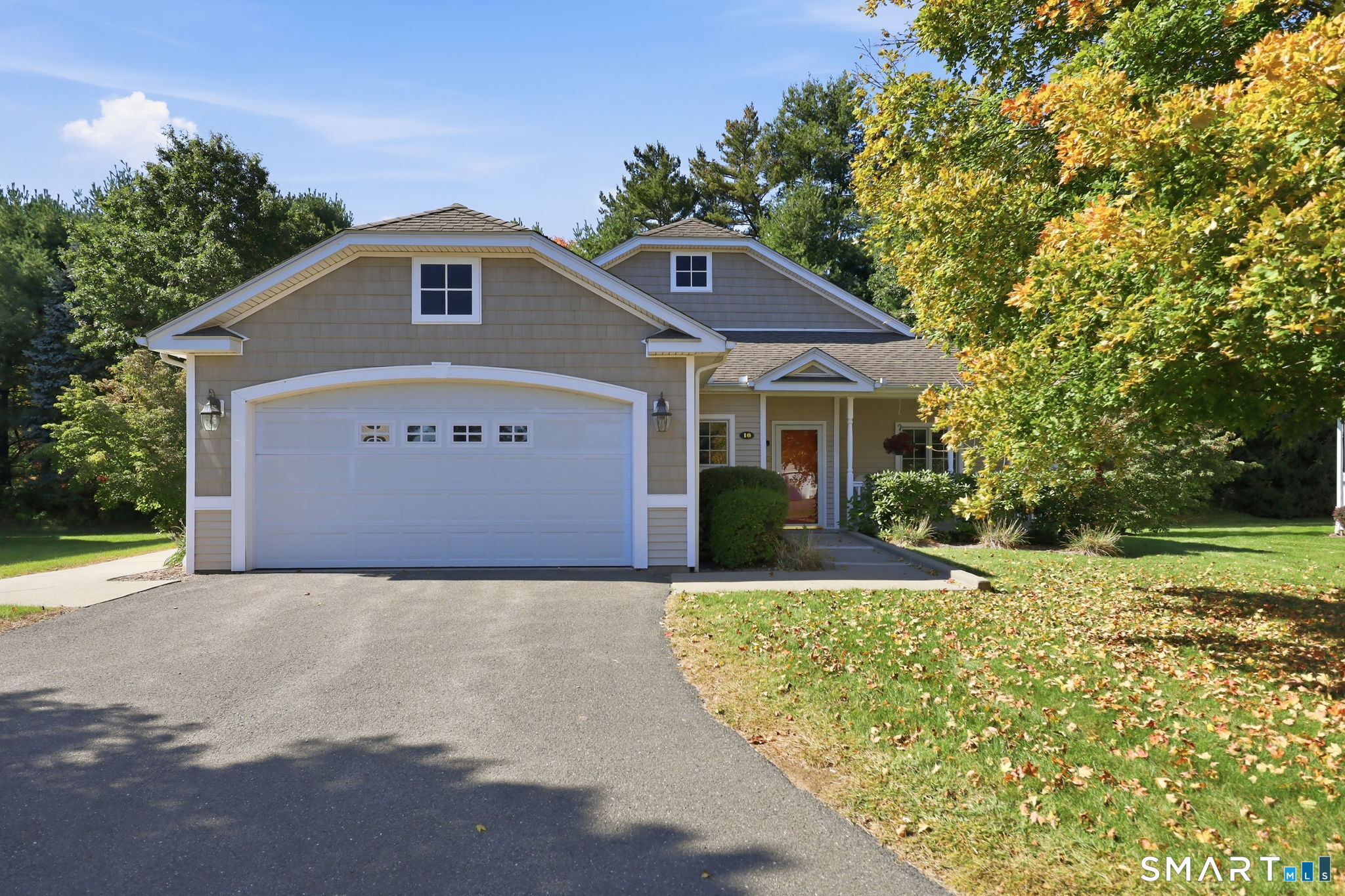 10 Hunt Glen Drive Granby CT 06035