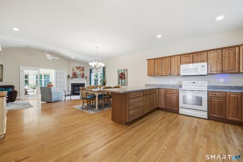 10 Hunt Glen Drive Granby CT 06035