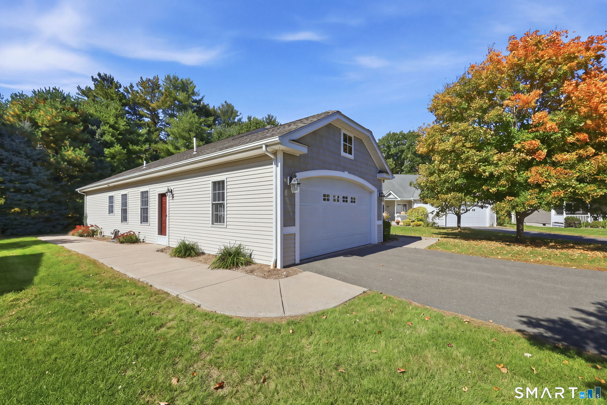 10 Hunt Glen Drive Granby CT 06035