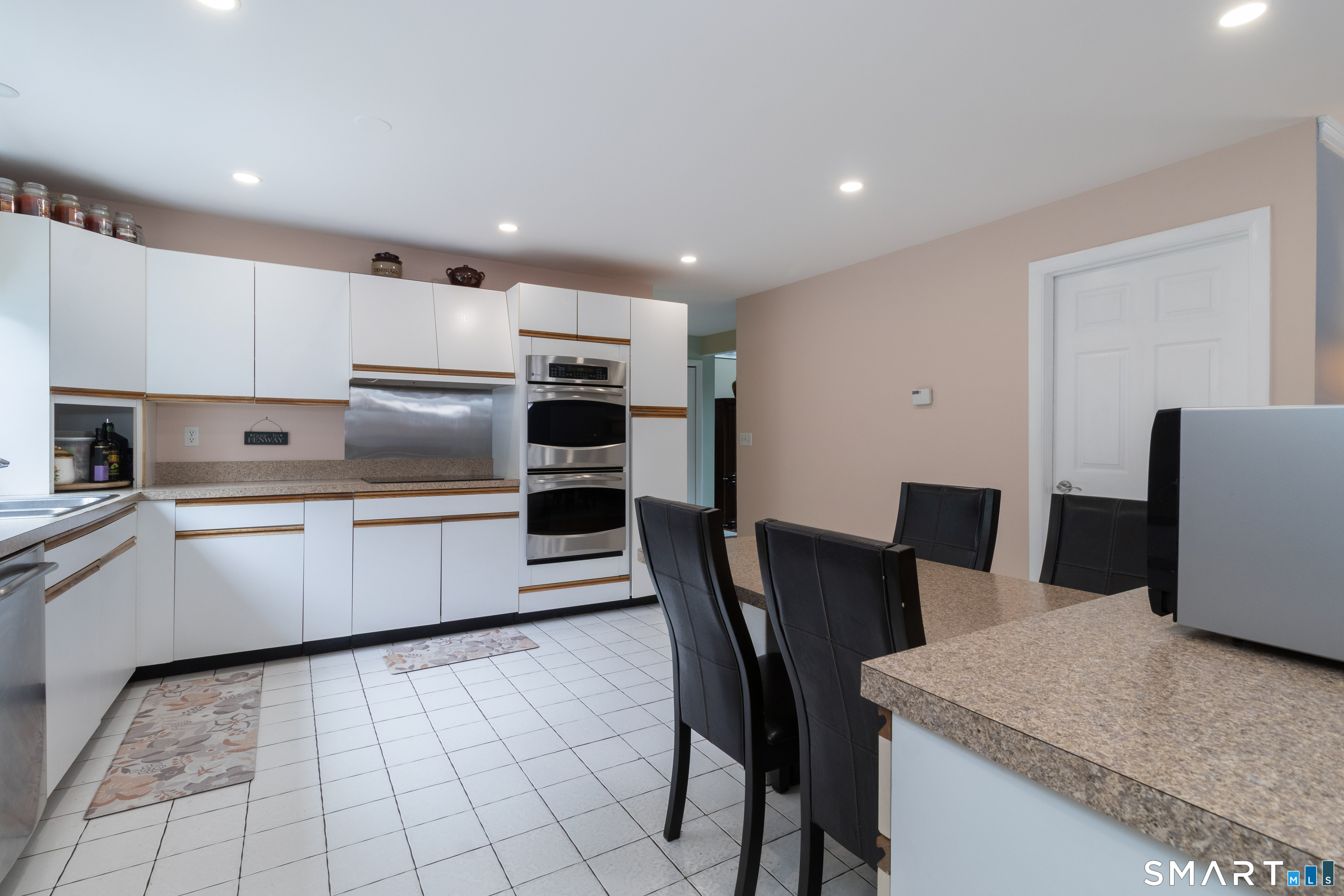 27 Wildwood Road North Branford CT 06405
