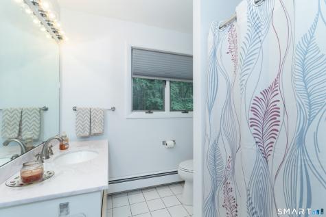 27 Wildwood Road North Branford CT 06405