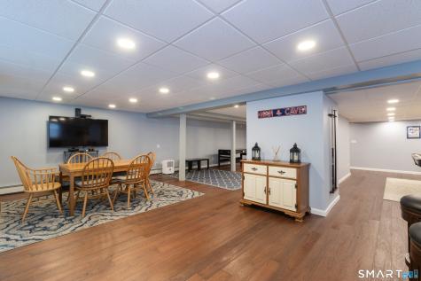 27 Wildwood Road North Branford CT 06405