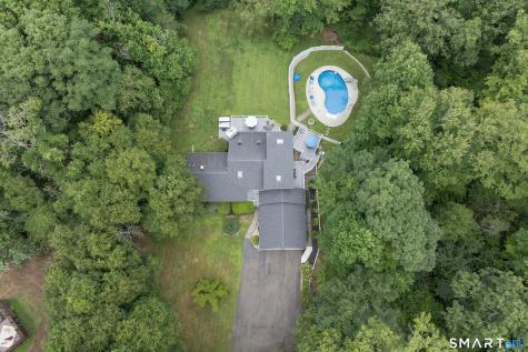 27 Wildwood Road North Branford CT 06405