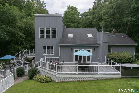 27 Wildwood Road North Branford CT 06405