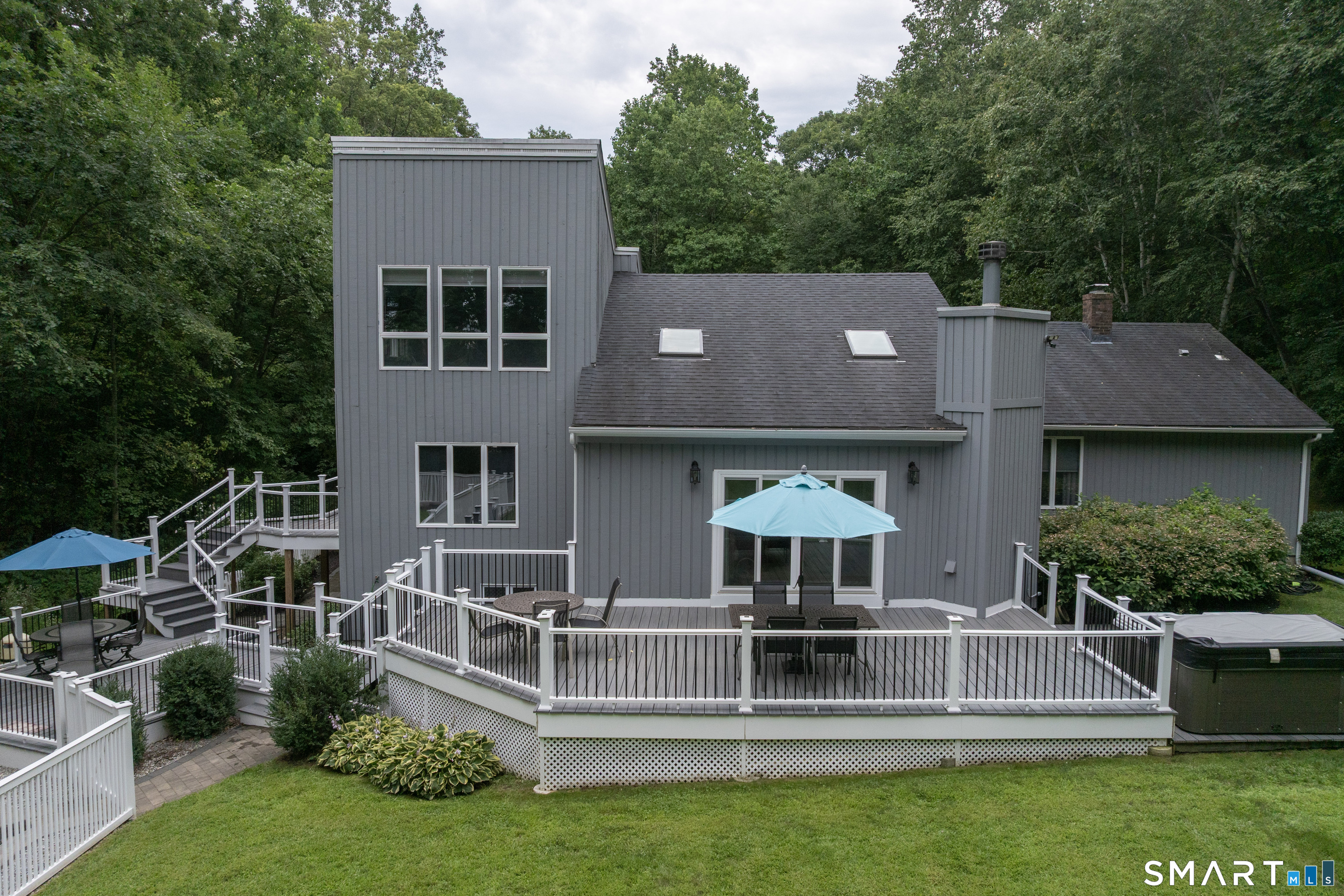 27 Wildwood Road North Branford CT 06405