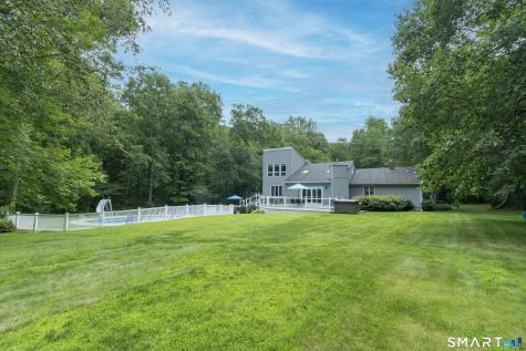 27 Wildwood Road North Branford CT 06405