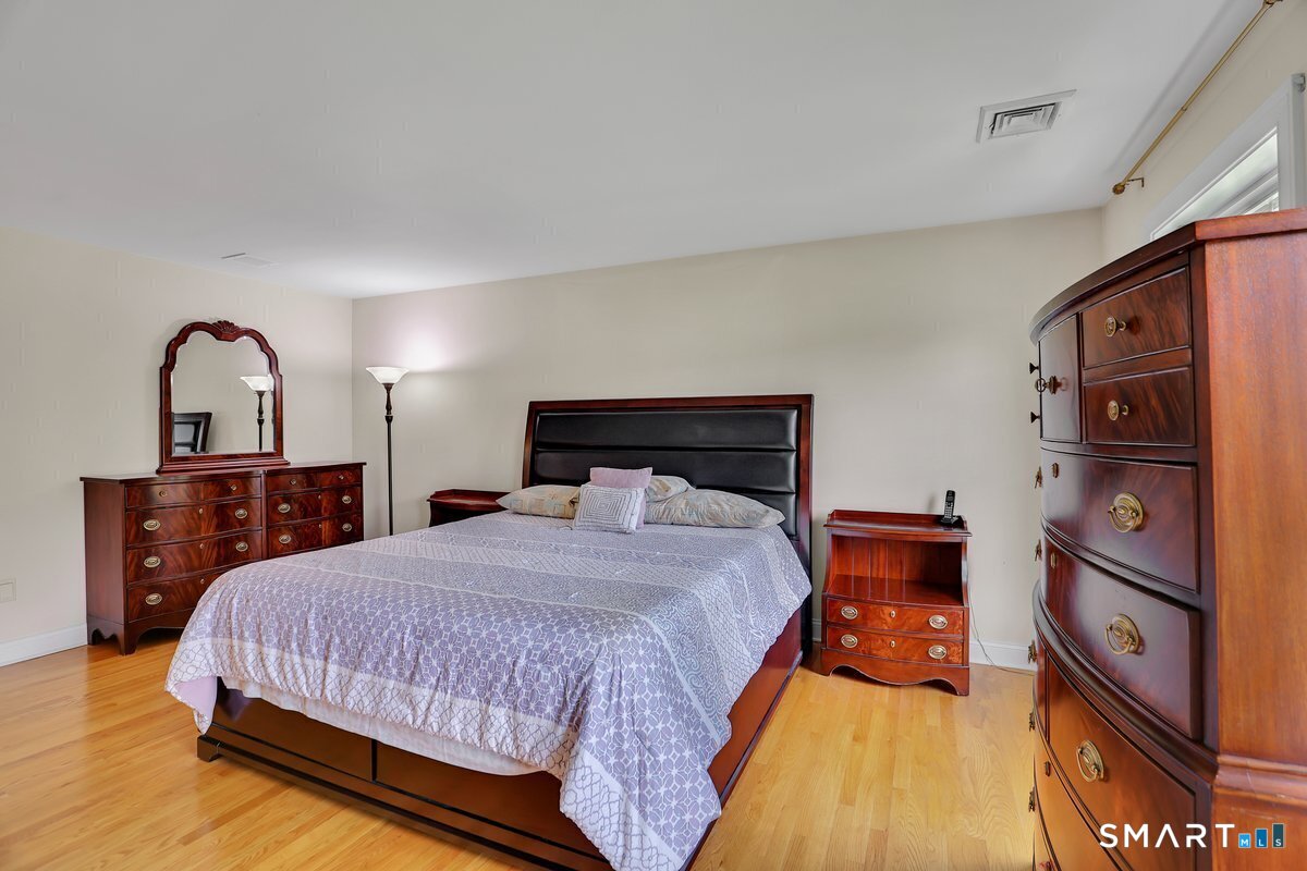 95 Higgins Road Cheshire CT 06410