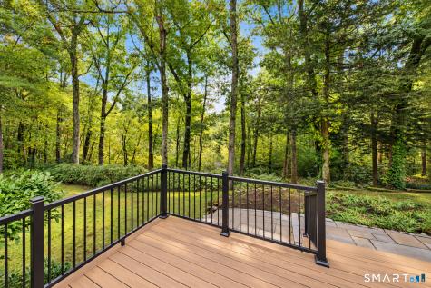 10 Whitman Pond Road Simsbury CT 06070