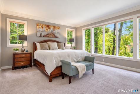 10 Whitman Pond Road Simsbury CT 06070
