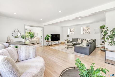 223 Mistywood Lane Fairfield CT 06824