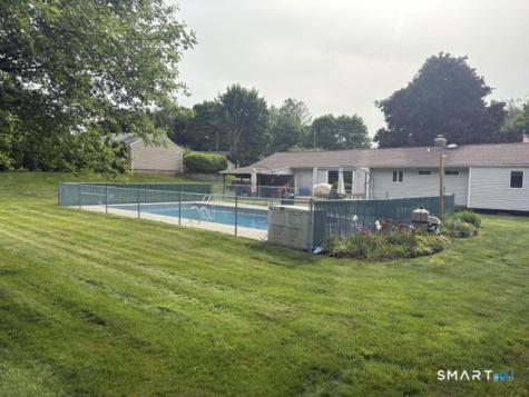 68 Earl Avenue Hamden CT 06514