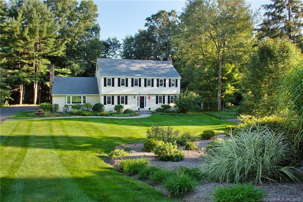 8 Somerset Lane Simsbury CT 06070