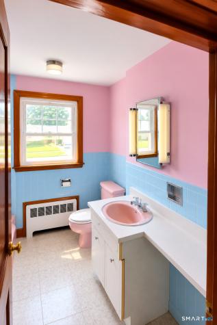 35 Lorraine Road Wethersfield CT 06109