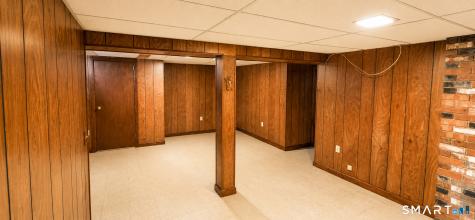 35 Lorraine Road Wethersfield CT 06109