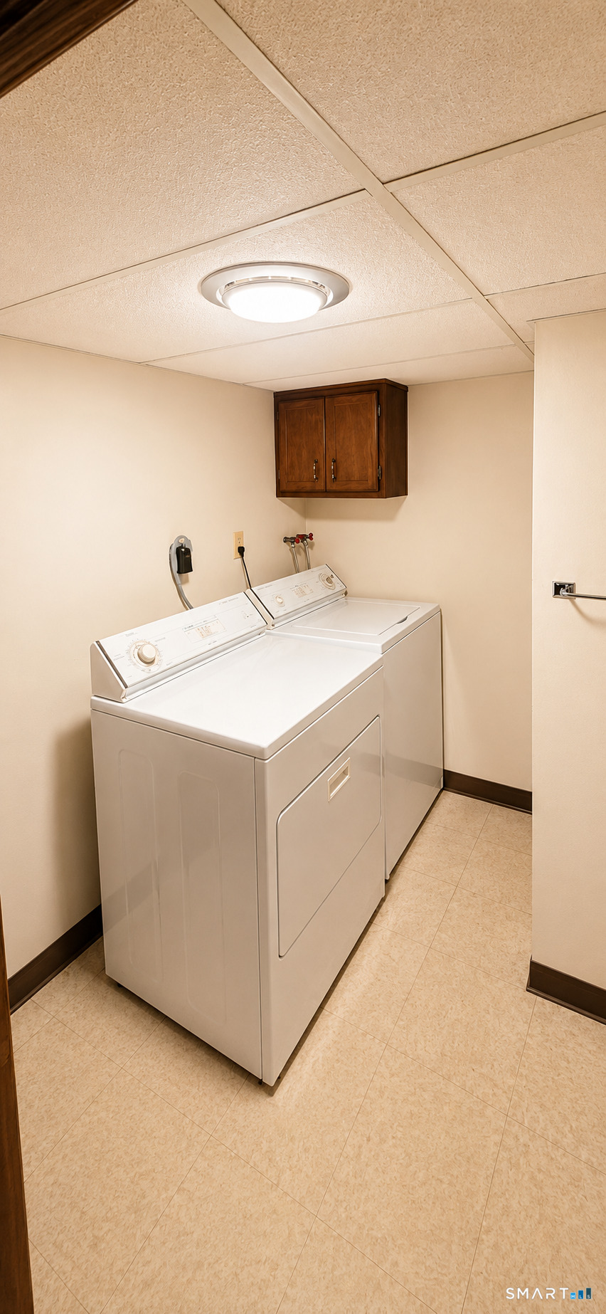 35 Lorraine Road Wethersfield CT 06109