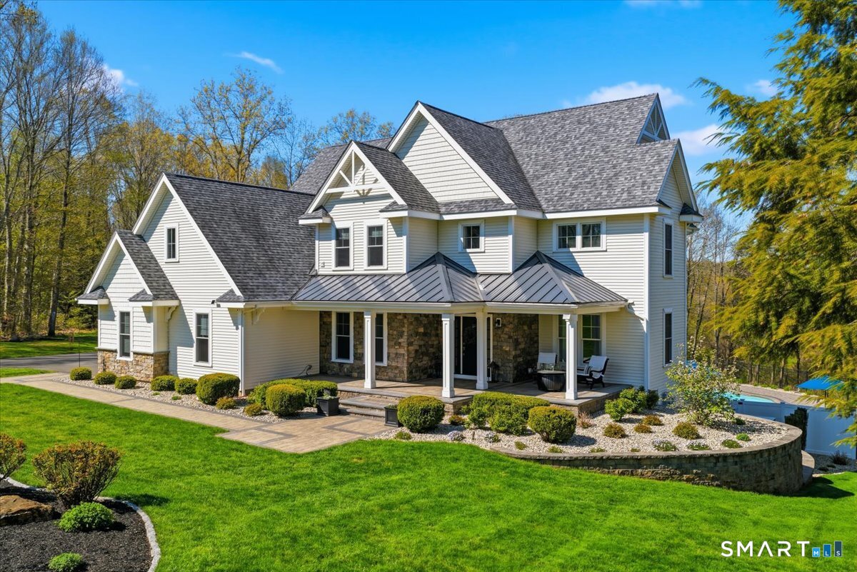 24 and 26 Salmon Run East Hampton CT 06424