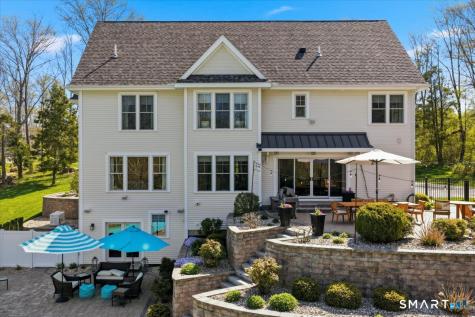 24 and 26 Salmon Run East Hampton CT 06424
