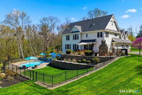 24 and 26 Salmon Run East Hampton CT 06424