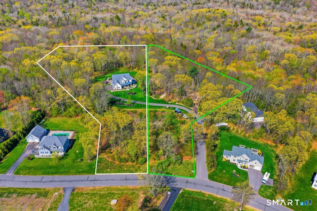 24 and 26 Salmon Run East Hampton CT 06424