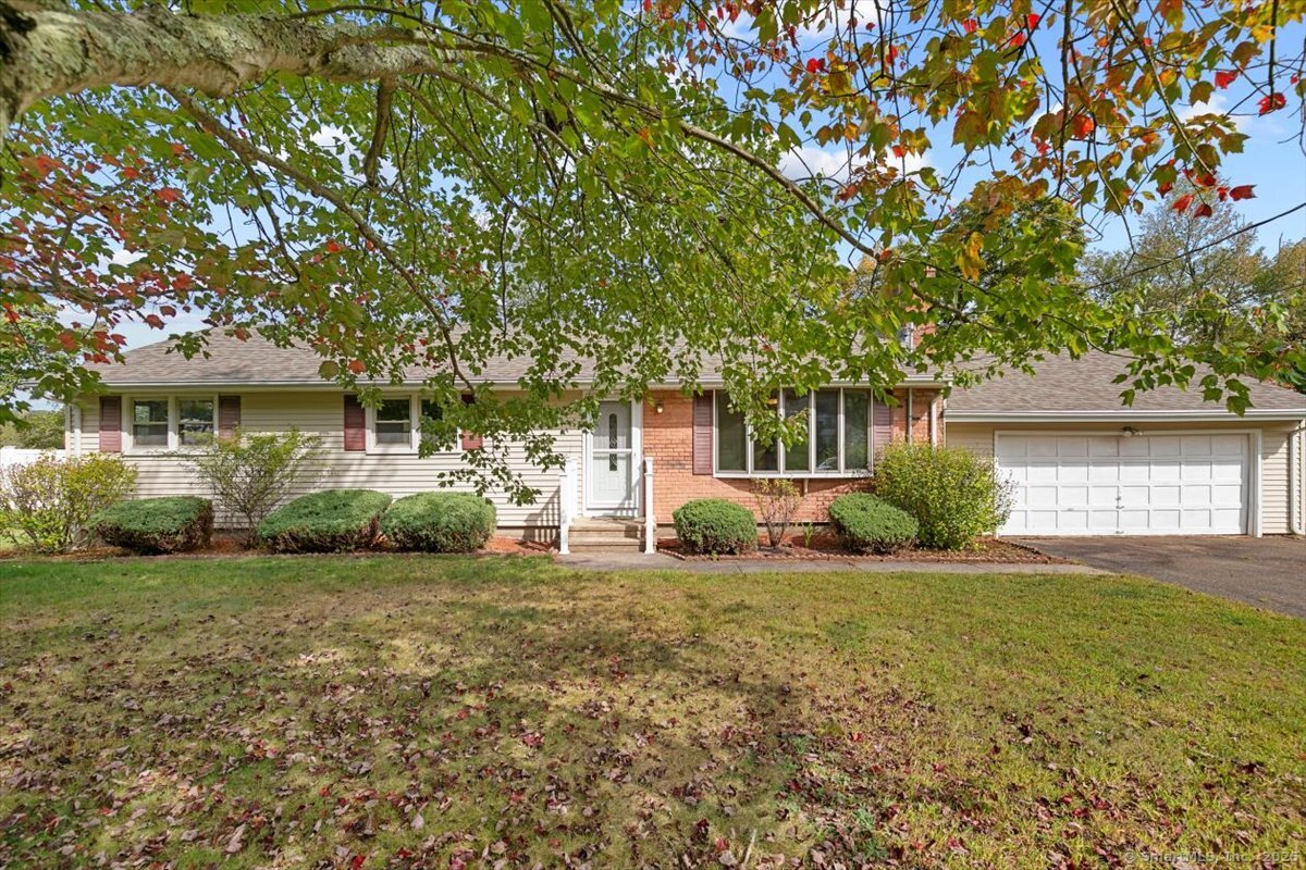 11 Williams Road North Branford CT 06471