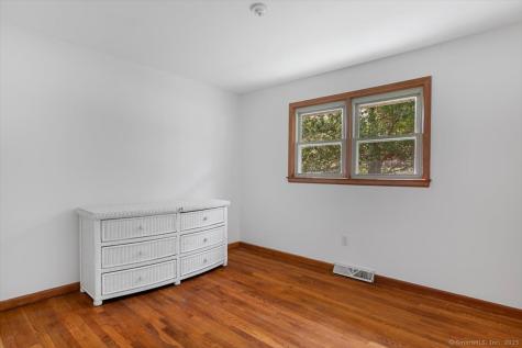 11 Williams Road North Branford CT 06471