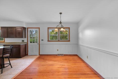 11 Williams Road North Branford CT 06471