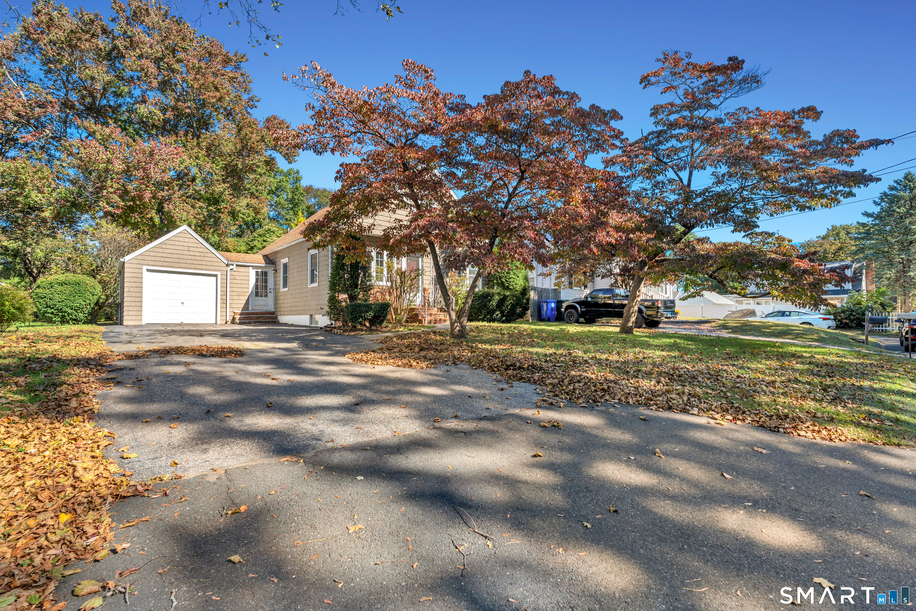 276 Nichols Terrace Stratford CT 06614
