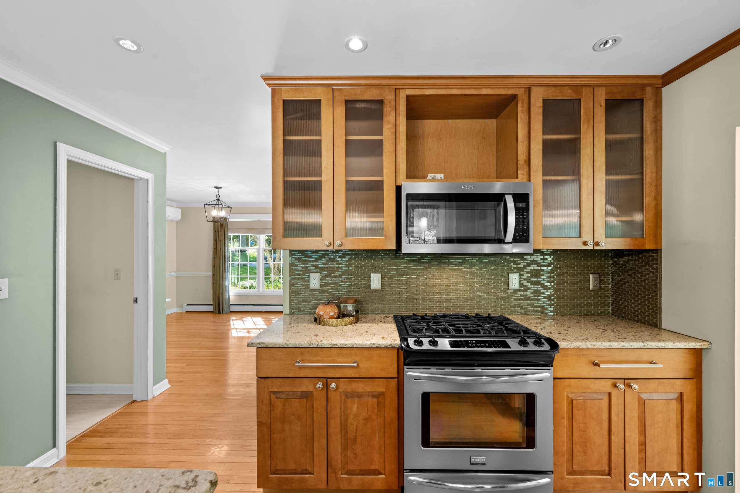 31 Paula Lane Waterford CT 06385