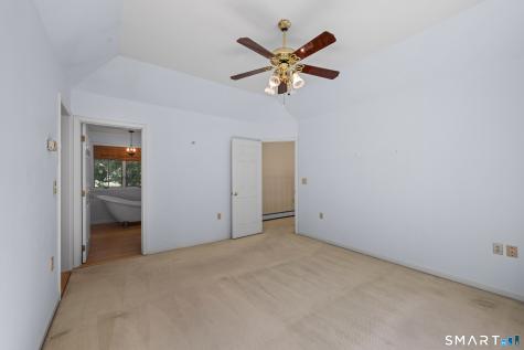 31 Paula Lane Waterford CT 06385
