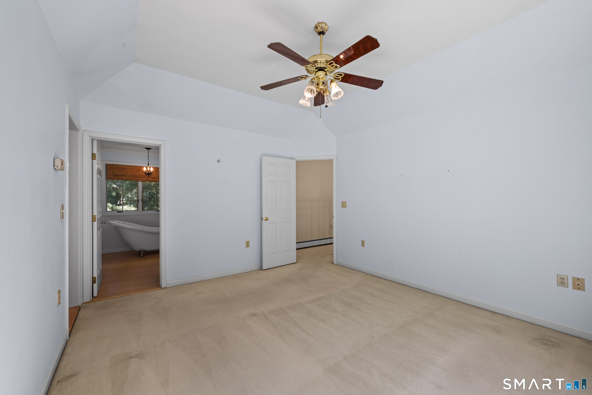 31 Paula Lane Waterford CT 06385