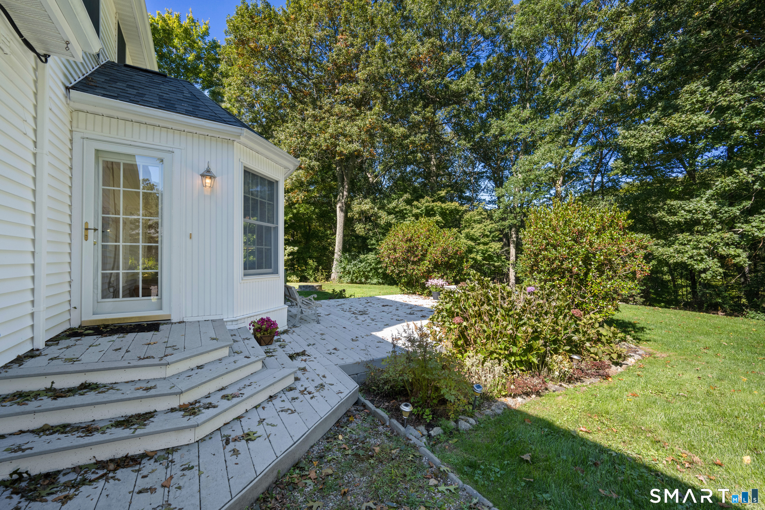 31 Paula Lane Waterford CT 06385