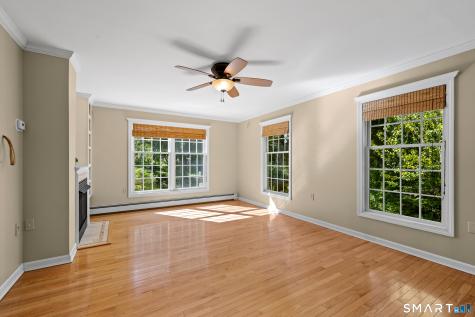 31 Paula Lane Waterford CT 06385
