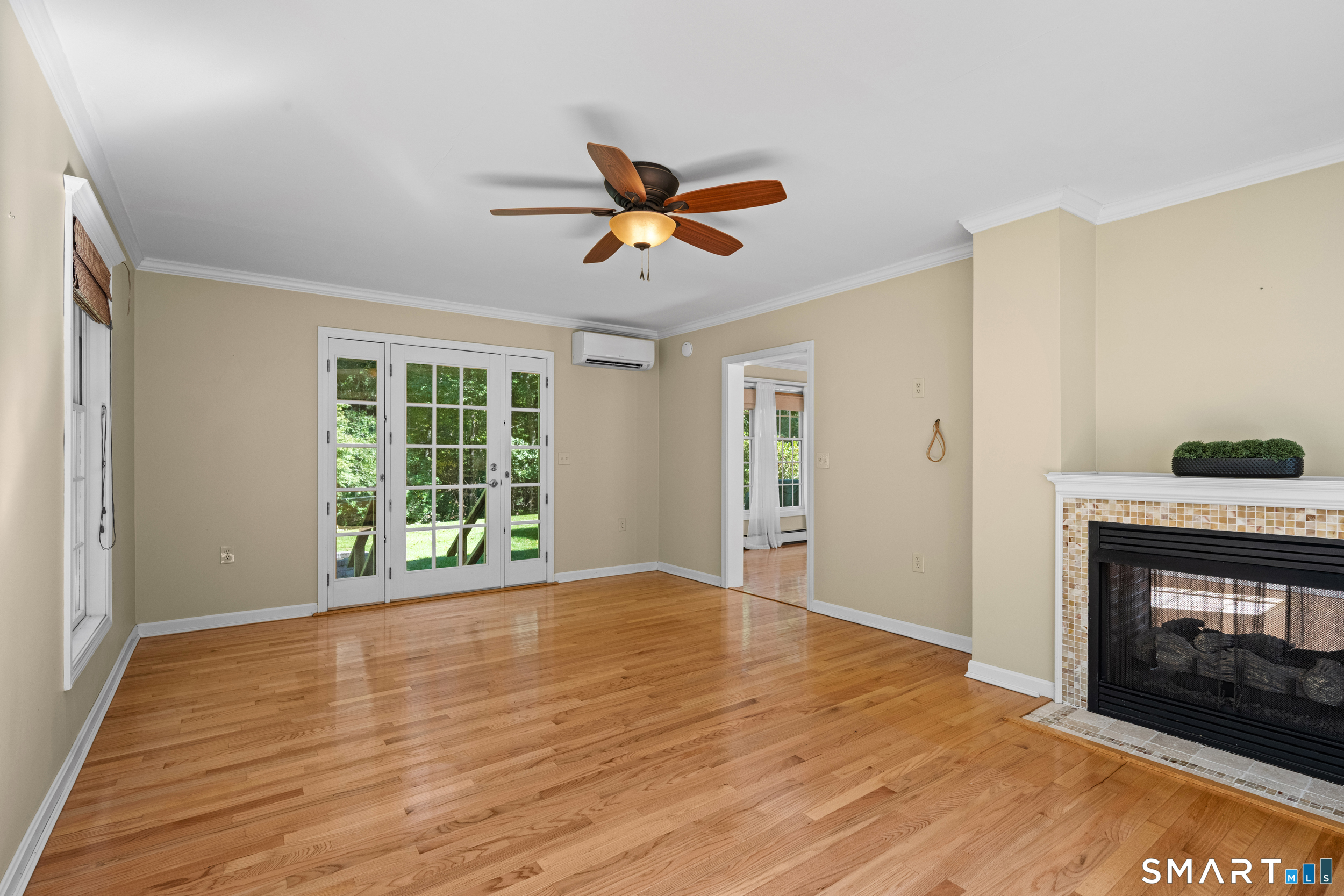 31 Paula Lane Waterford CT 06385