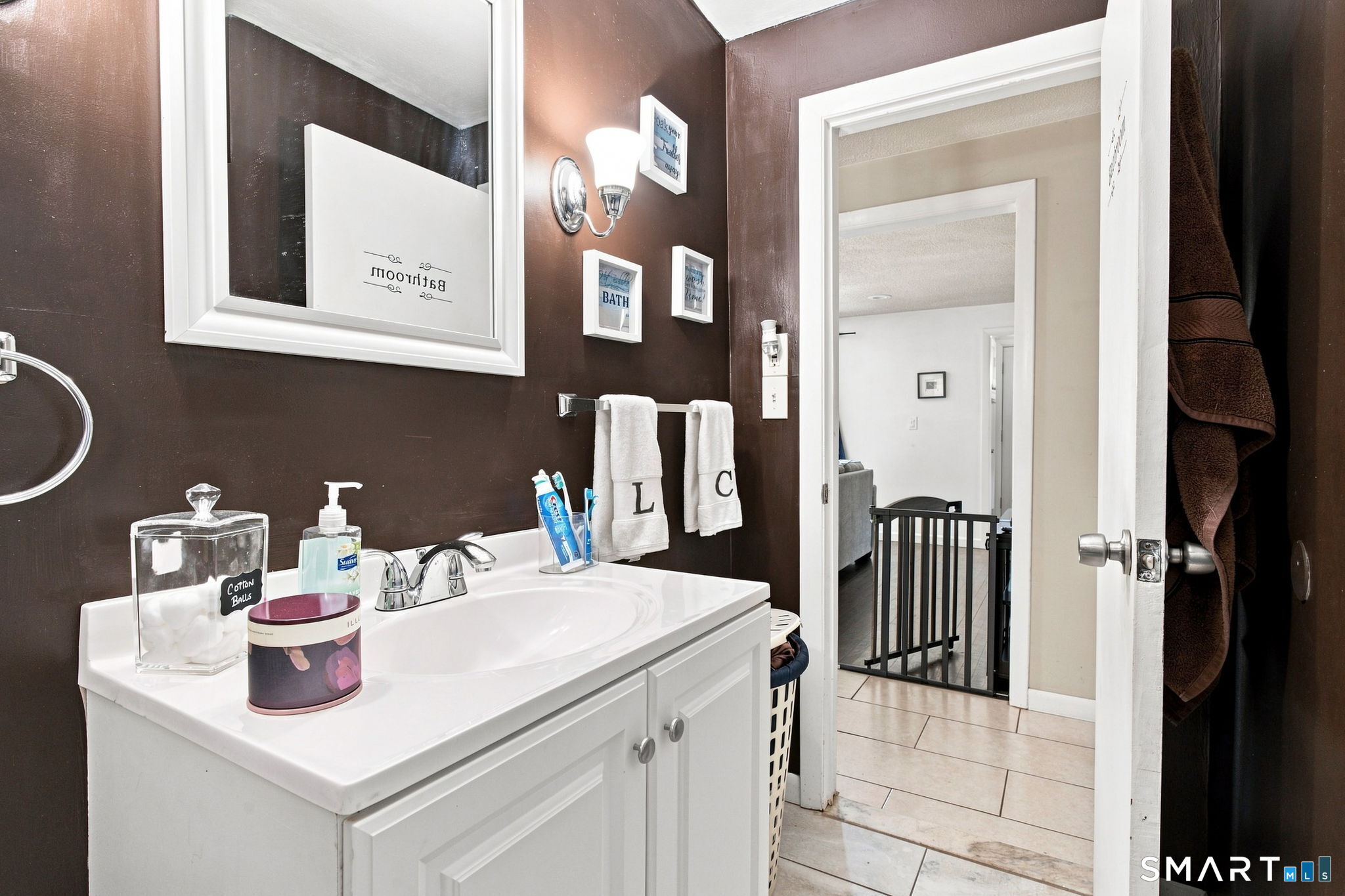 21 Cromwell Street Hartford CT 06114