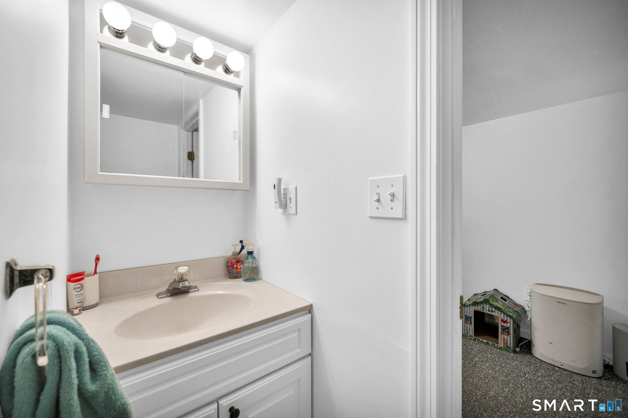 14 Briar Road Bethany CT 06524