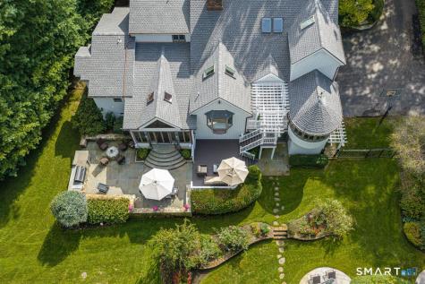 64 Huckleberry Hollow Stamford CT 06903