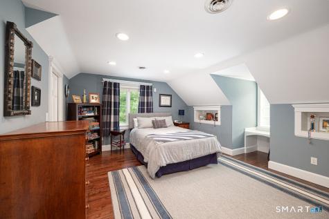 64 Huckleberry Hollow Stamford CT 06903