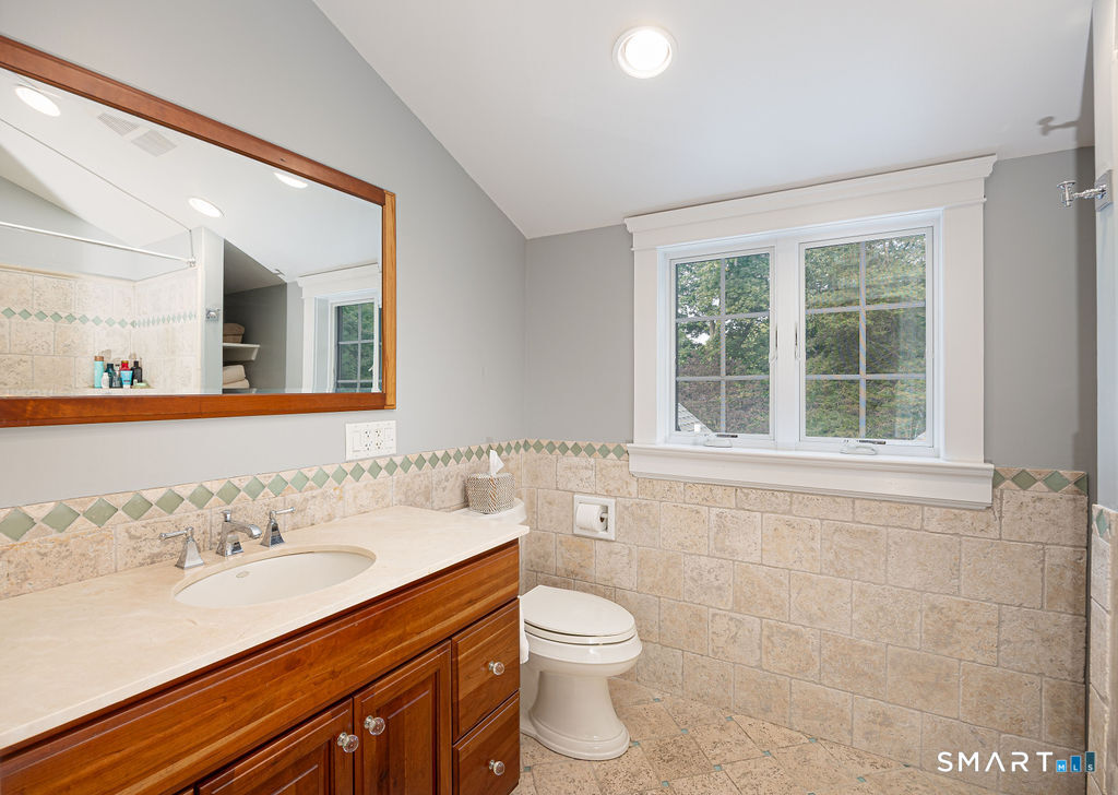 64 Huckleberry Hollow Stamford CT 06903