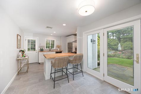 64 Huckleberry Hollow Stamford CT 06903