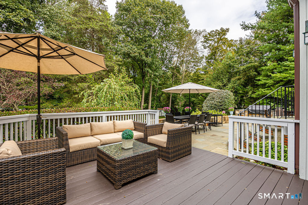 64 Huckleberry Hollow Stamford CT 06903